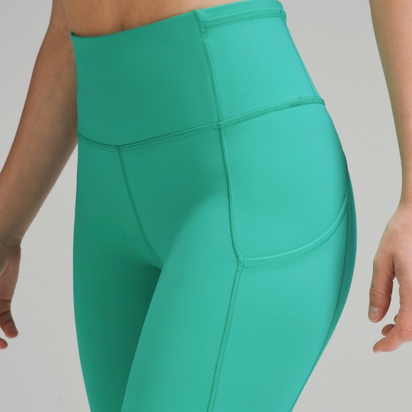 Lululemon Athletica Fast & Free High rise crop 23” perfect condition - Picture 8 of 12